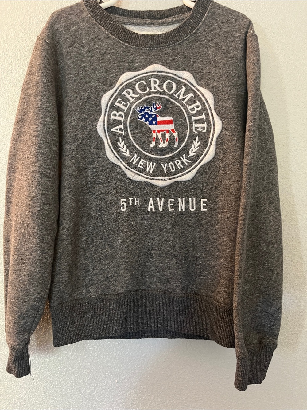 Abercrombie & Fitch Gray Crewneck Sweatshirt with Patriotic Moose Logo